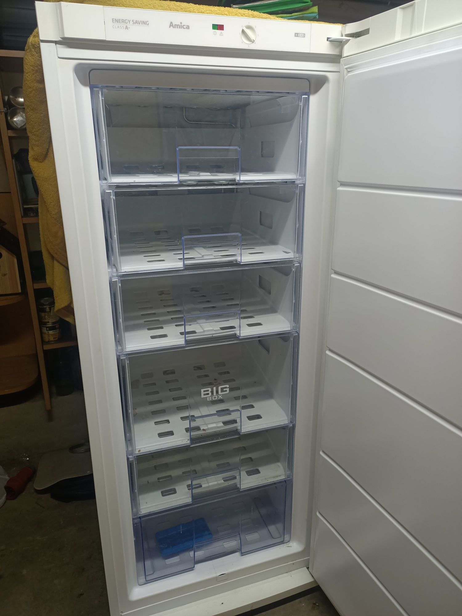 Sprzedam zamrażarkę- Amica Energy Saving, CLASA A+