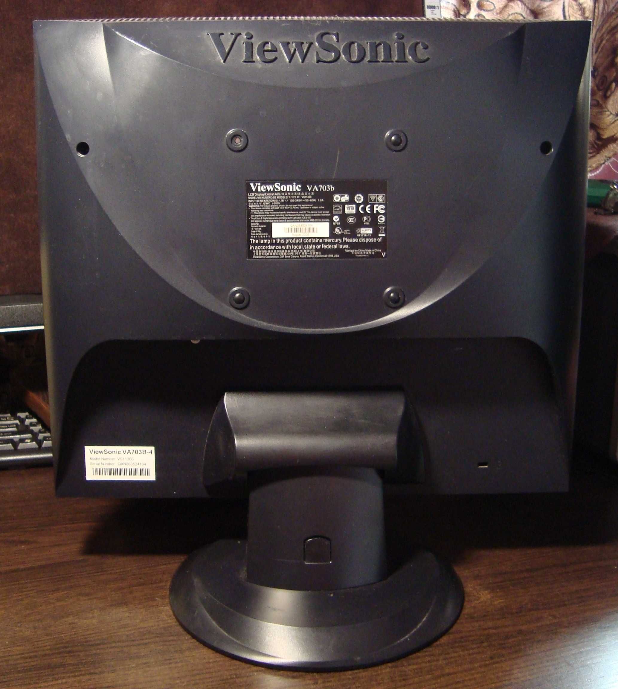 Монитор ViewSonic VA703b 43см/17" не рабочий.