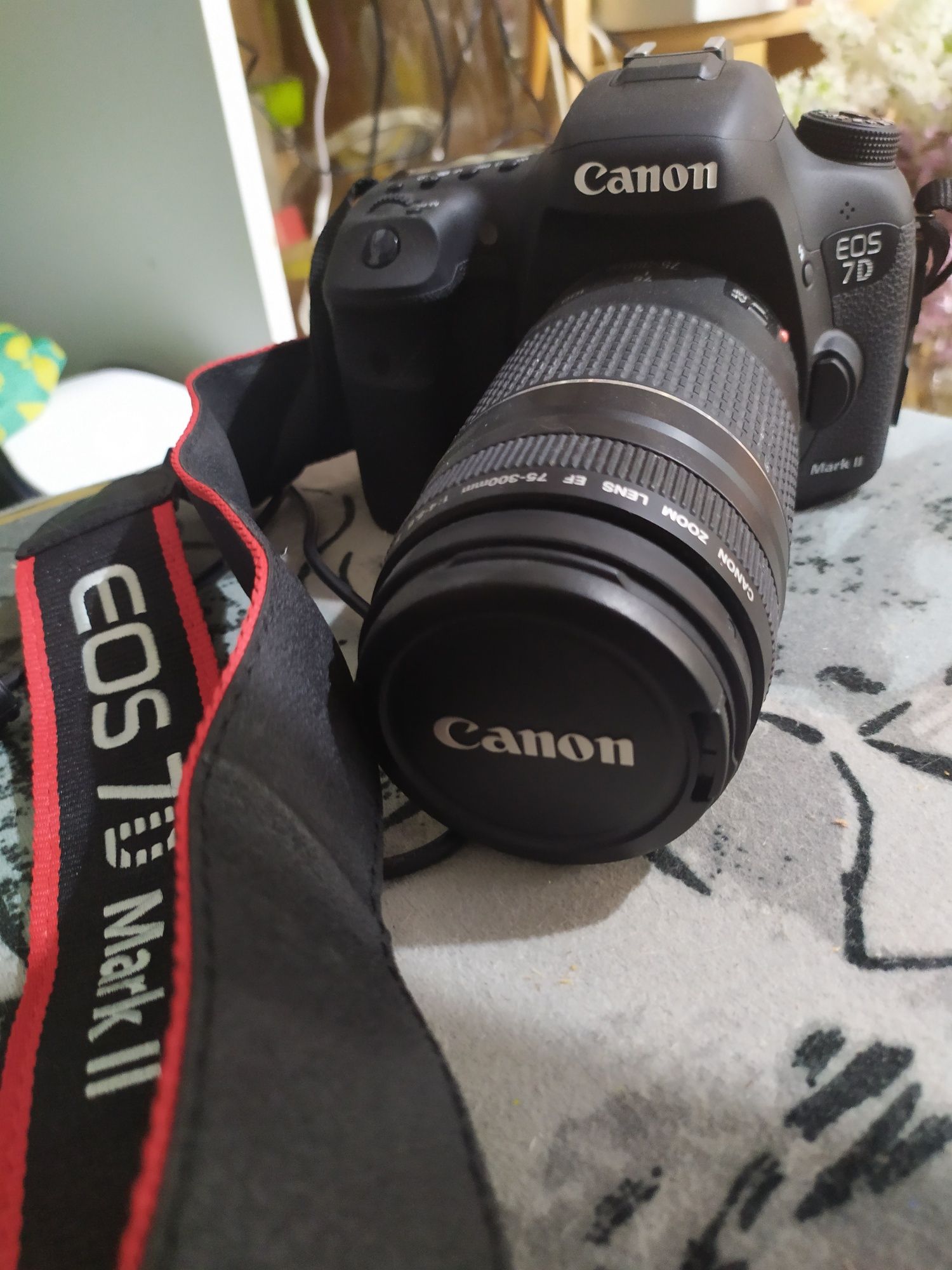 Aparat canon eos 7 d Mark ll + gratis