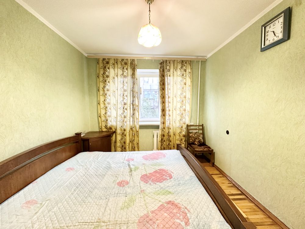 Продаж  квартири по вул Одеській 3/5 цегла