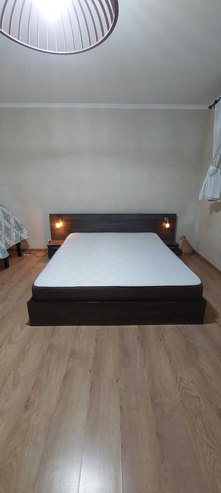 Двоспальне ліжко 160см х 200см