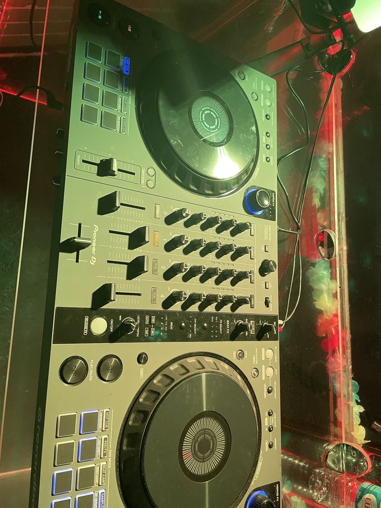 Controlladora DDJ FLX6