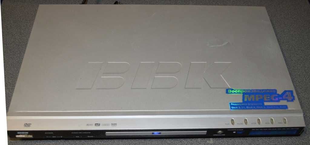 DVD-плеер BBK DV324S в рабочем состоянии