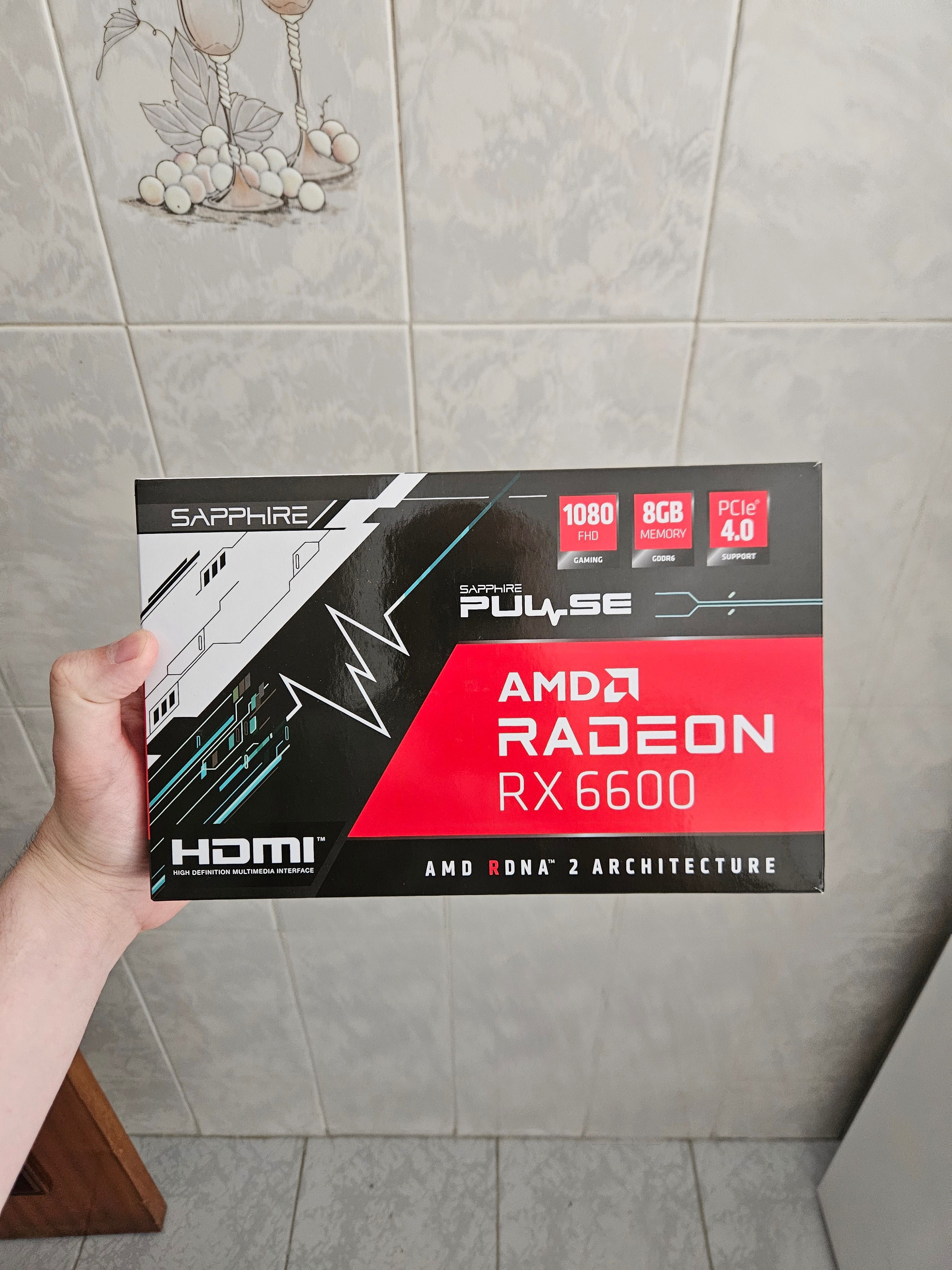 PC Gamer Intel i3 RX 6600