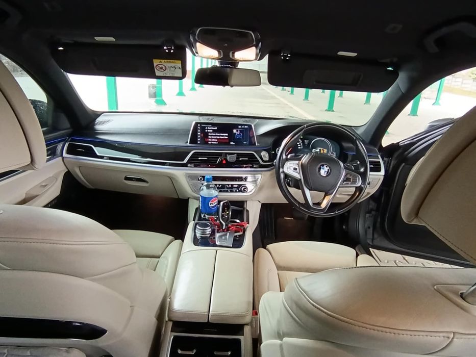 Anglik Bmw 730d m sport anglik 2016