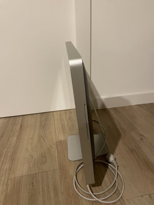 iMac Apple A1225 24” – Peça Clássica em Excelente Estado