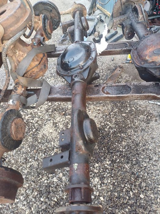 Jeep części modele XJ ZJ KJ MJ YJ Wj mechanika blacharka wnętrze