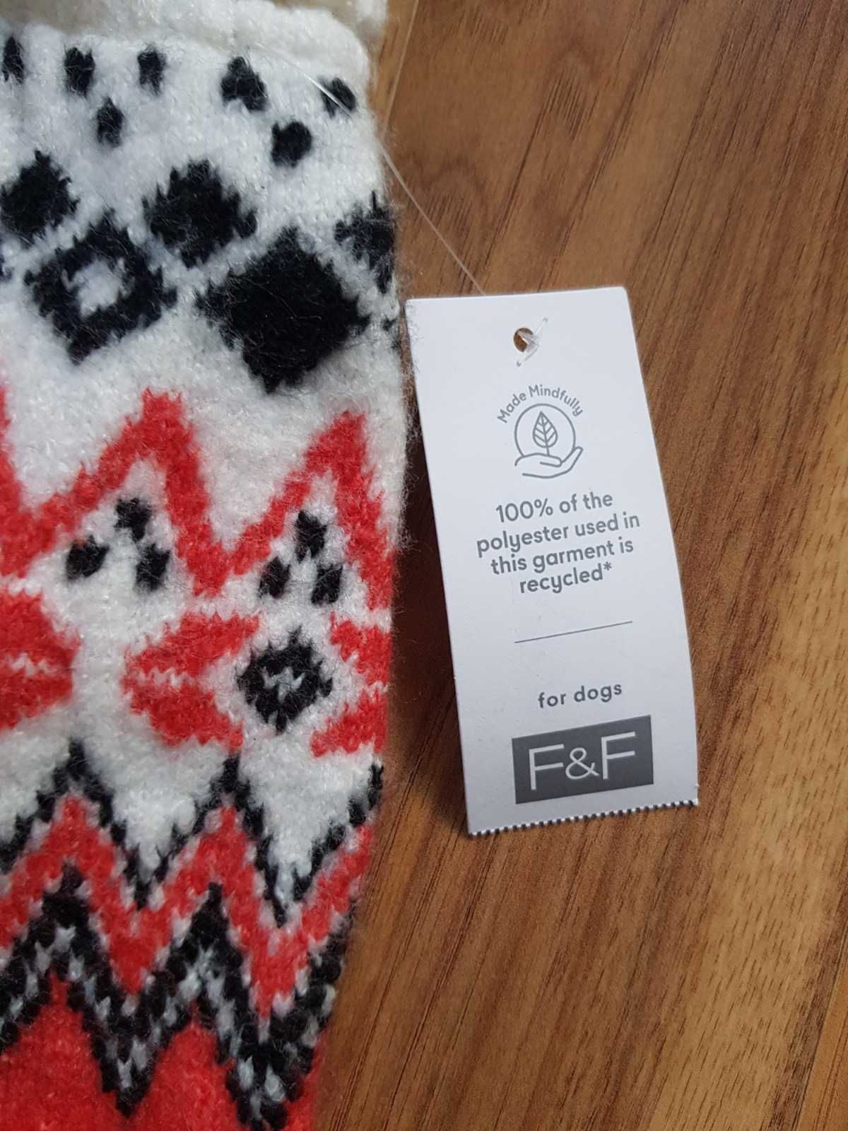 Sweter świąteczny w renifery dla psa F&F S nowy z metką sweterek