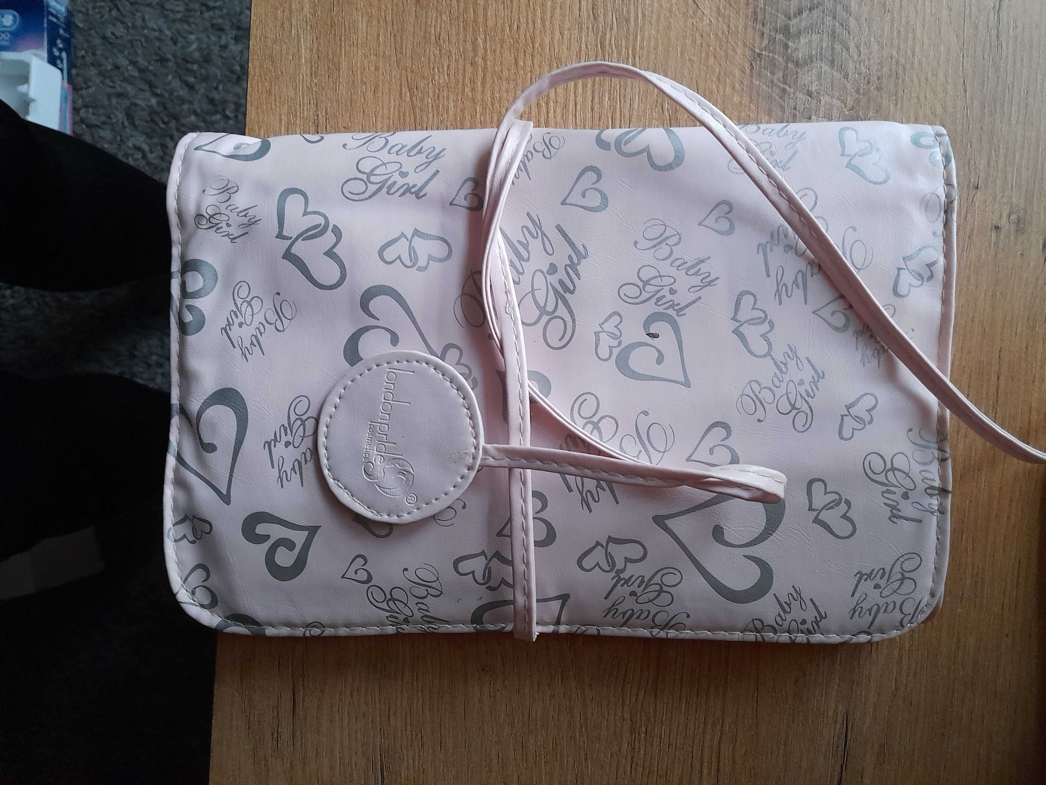 Pędzelki do makijażu+etui- NOWE - 40 zł