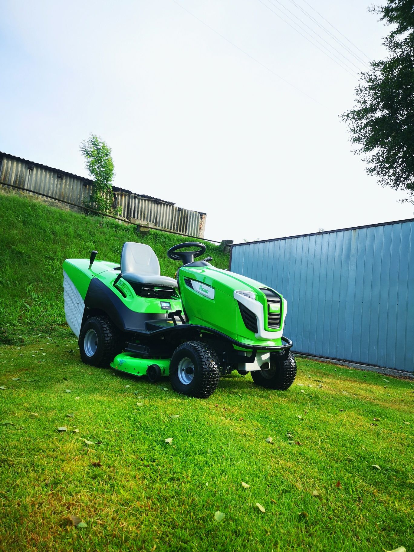 Traktorek kosiarka Viking STIHL MT 5112.1 Z