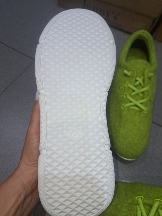 Кросівки з шерсті мериноса 42,40розмір