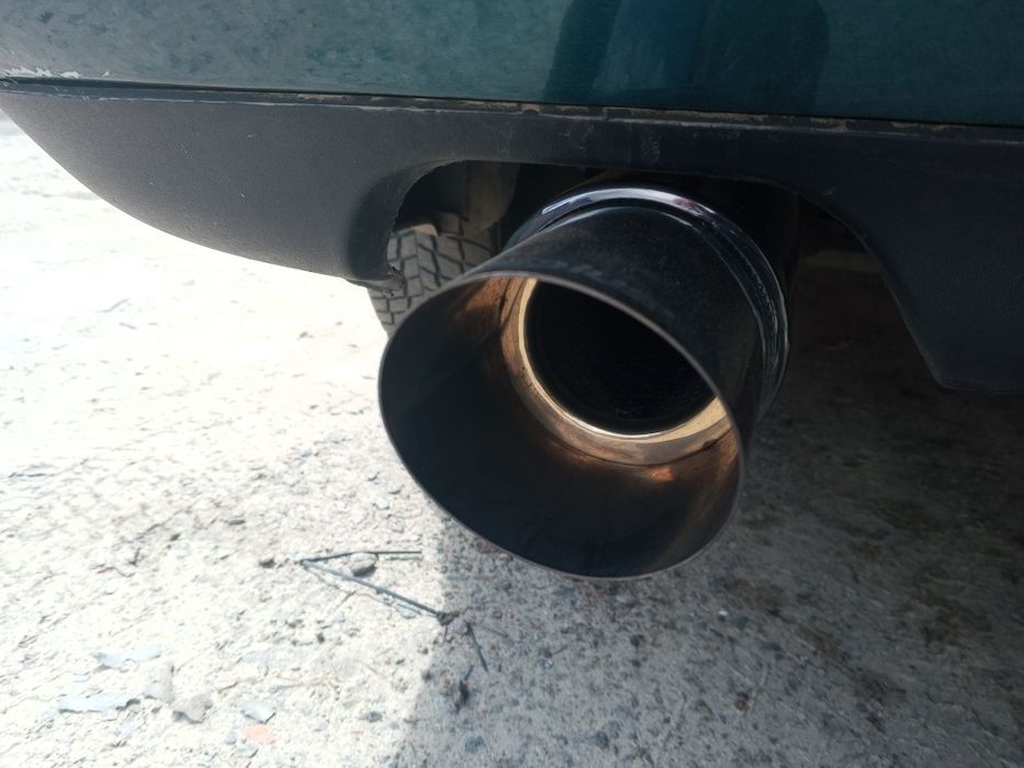 Прямоток Audi A6 C4 Audi 100 C4 глушитель прямоточний універсальний