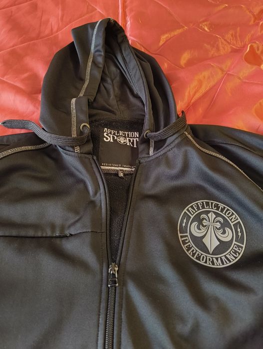 Чоловіча спортивний худі з капюшоном