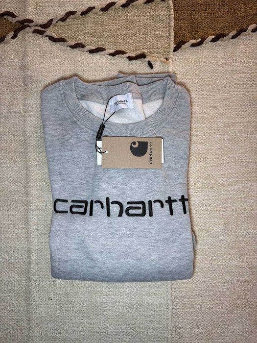 Carhartt Sweatshirt Cinzenta (Tamanho M) - nova