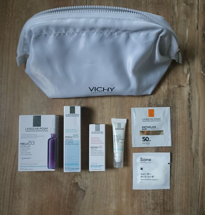 Косметичка набір сиворотки La Roche Posay Hyalu Retinol Mela spf маска