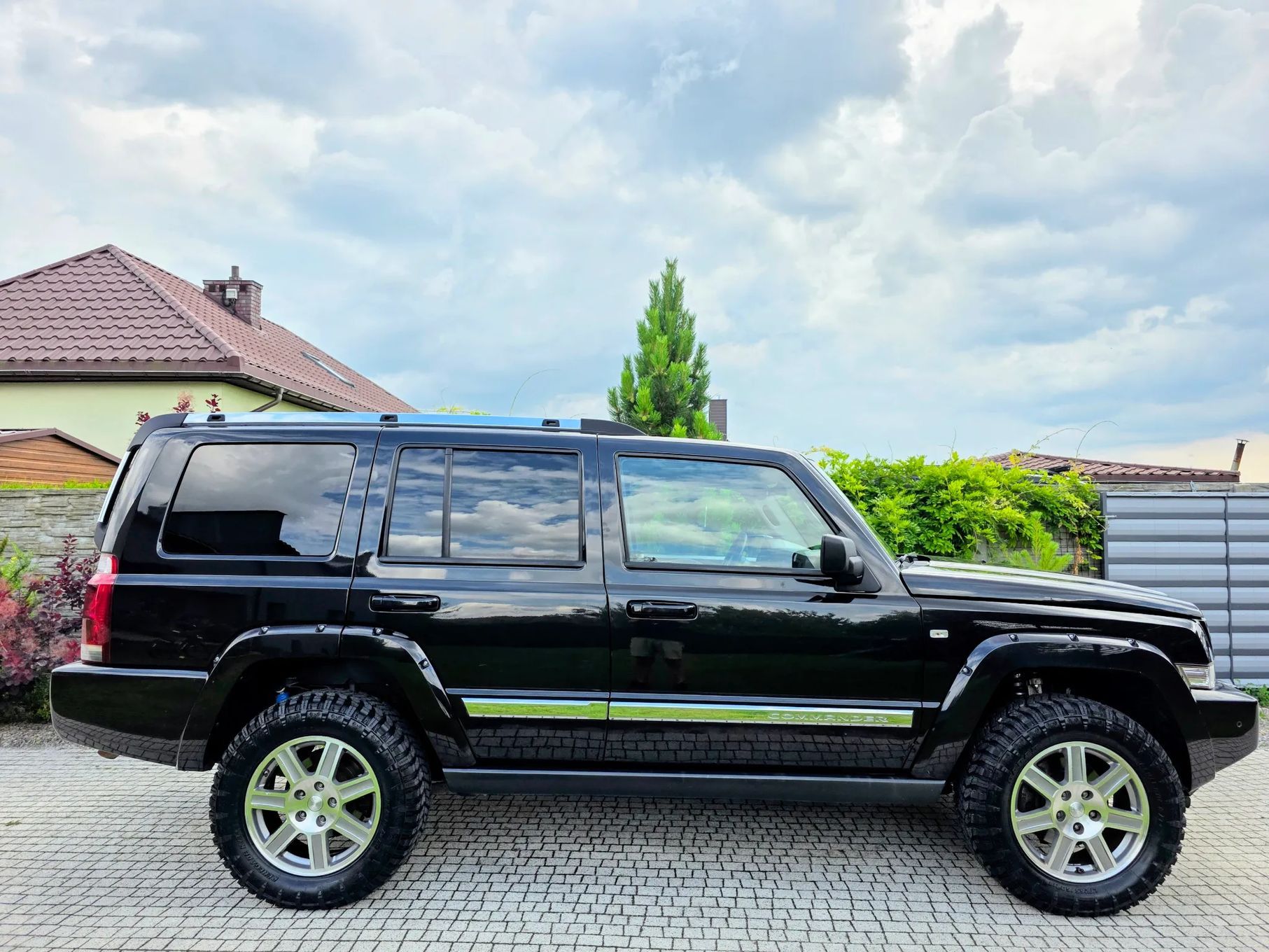 Jeep Commander IDEAŁ 7 miejsc Limited ZERO KOROZJI Full Serwis