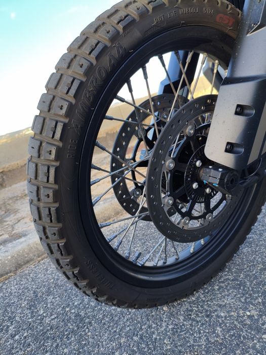 Cfmoto MT-X 800 Preta