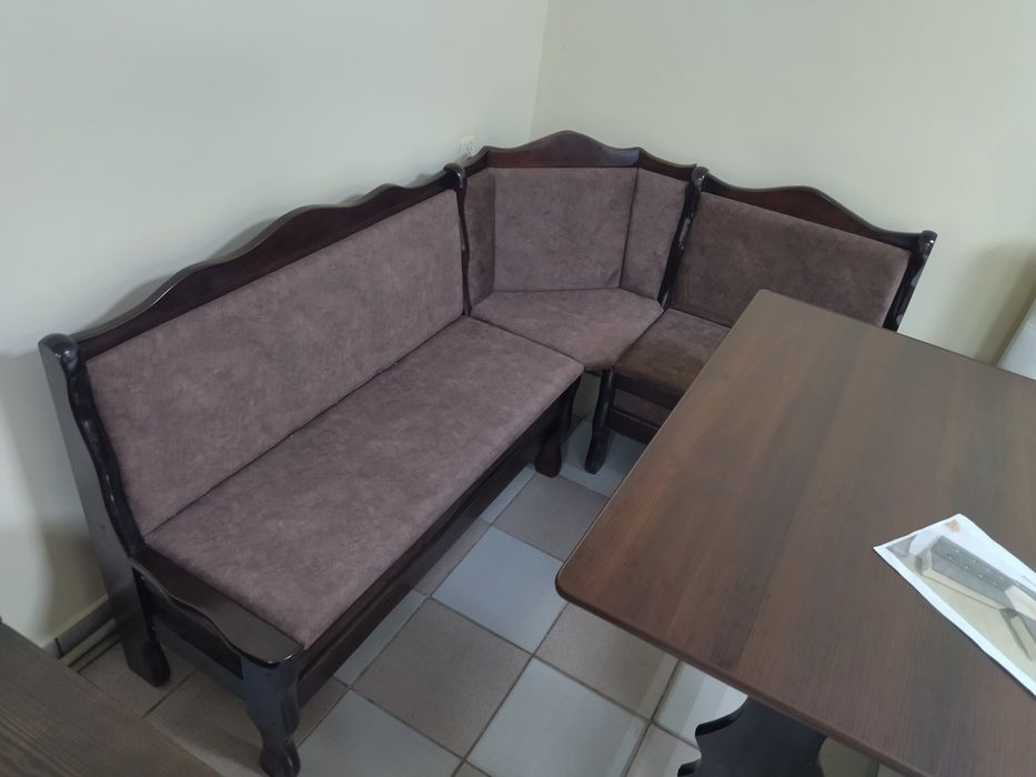 Кухонні кутки , кутки дерев'яні, стіл , табуретки,угол