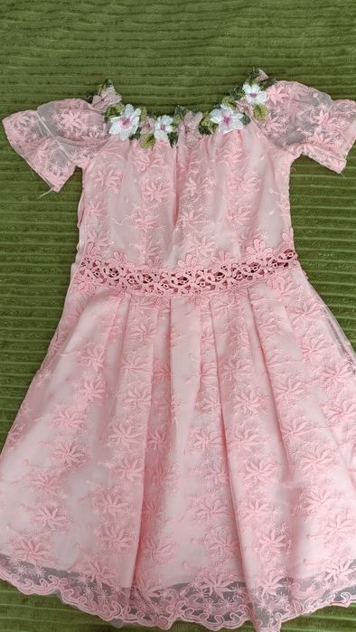 Святкова сукня на 42-44р.