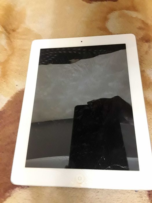 Apple IPad A1416 32 GB ремонт или запчасти