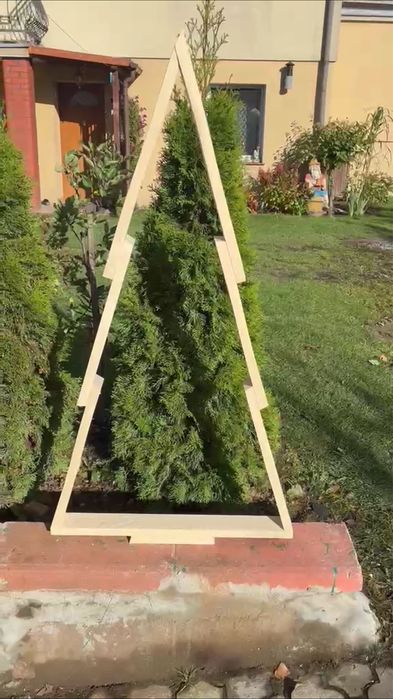 drewniana choinka świerkowa dekoracja ogrodu / domu