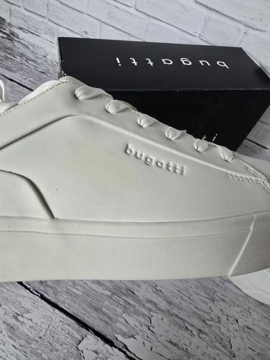 Bugatti rozmiar 42