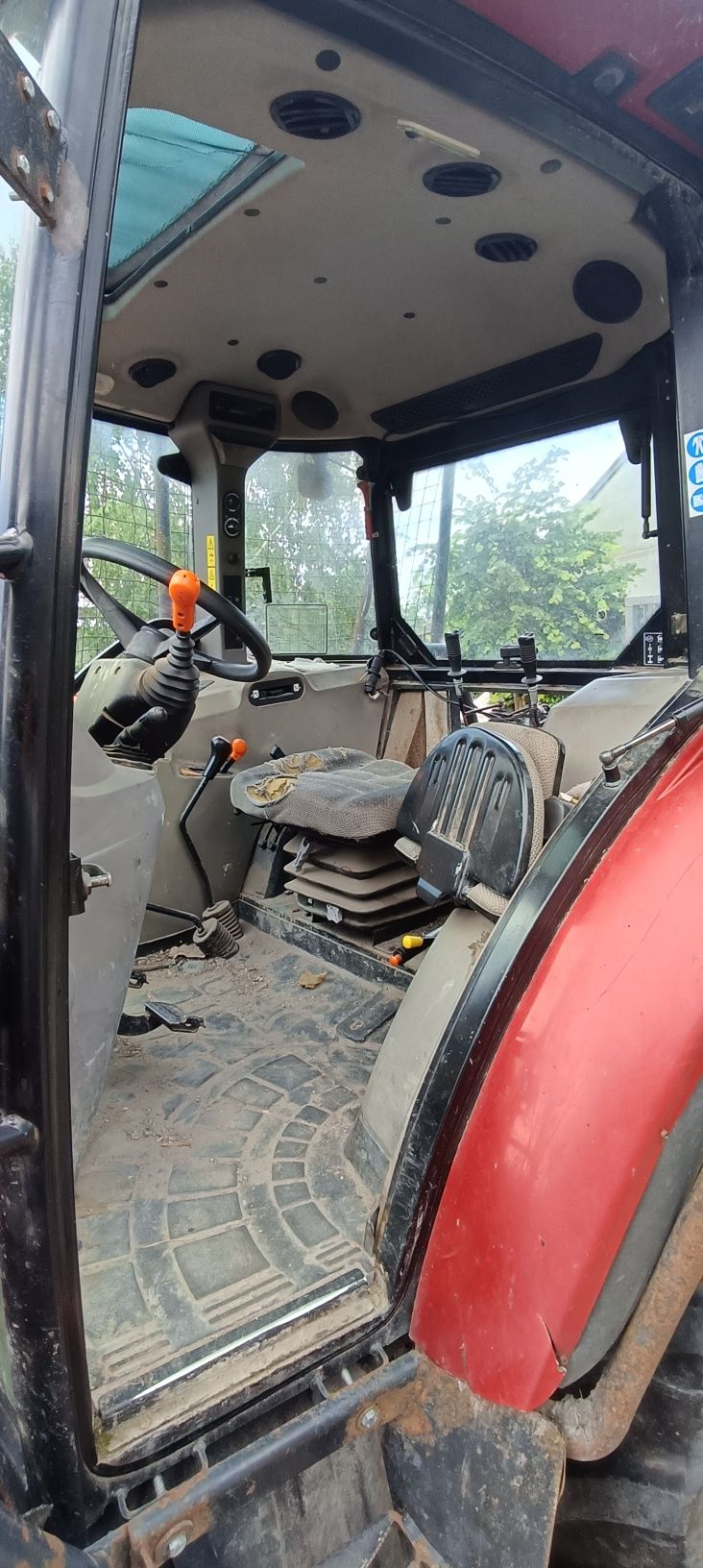 Case farmall 75A