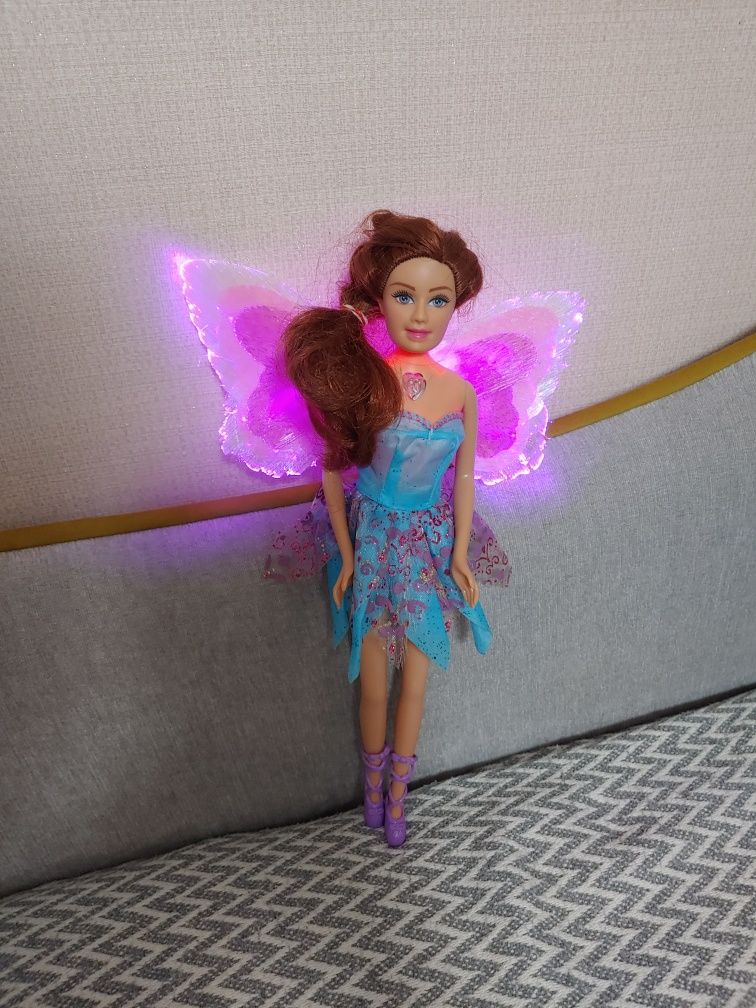 Лялька Фея,світяться крила