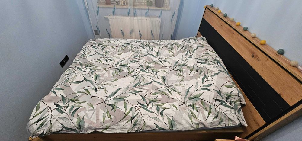 Sprzedam duże łóżko