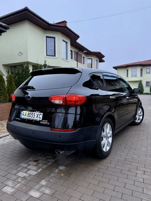 Продам обслужену Субару Трибека