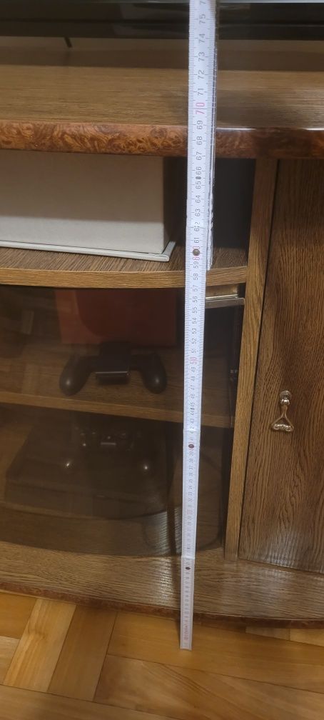Brązowa szafka pod TV. Stan idealny