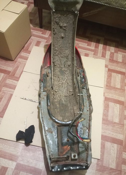 Сидение+крыло Иж-5