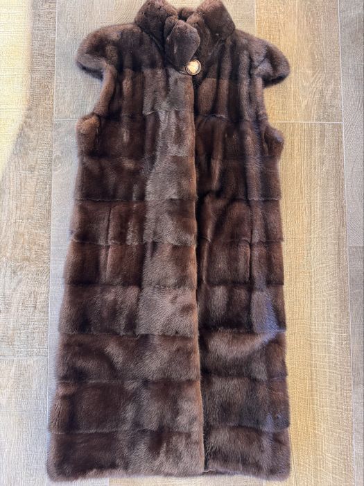 Жилет з хутра норки, подовжений