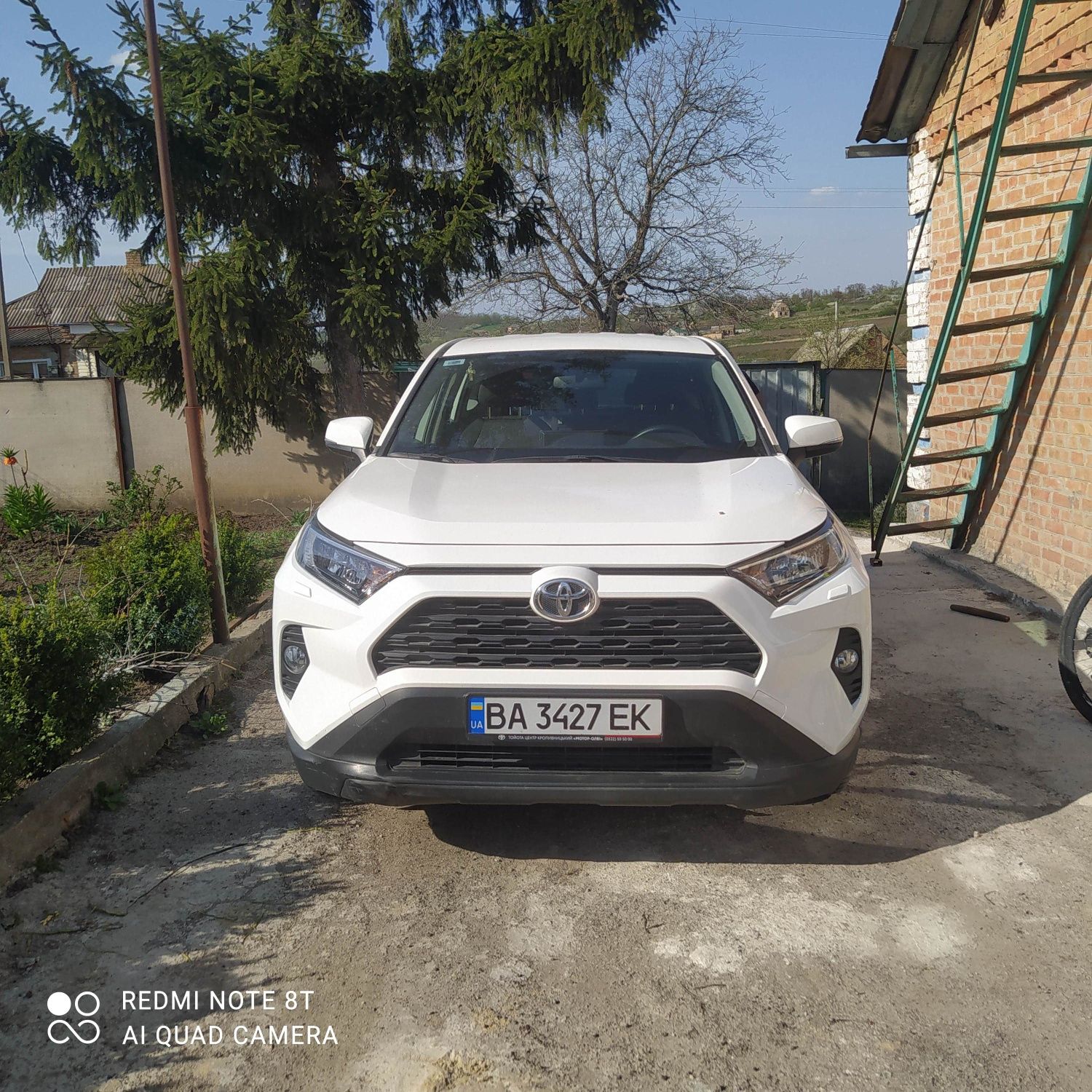 Продам чудове сімейне авто Тойота RAV 4