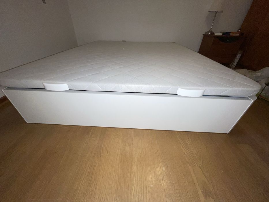 Sommier de Madeira Wenge Branco 160x200