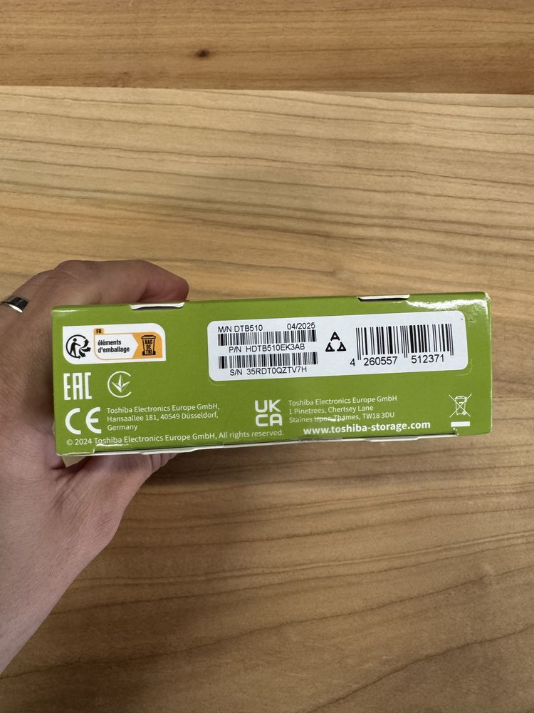 Зовнішній жорсткий диск 2.5" 1TB Toshiba Canvio Partner