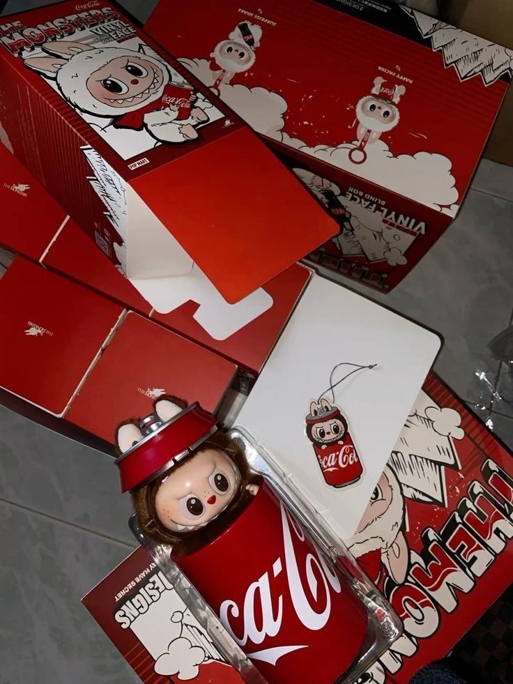 Коллекционная LaBubu×Coca-Cola  привезено изза границы ОРИГИНАЛ лабубу
