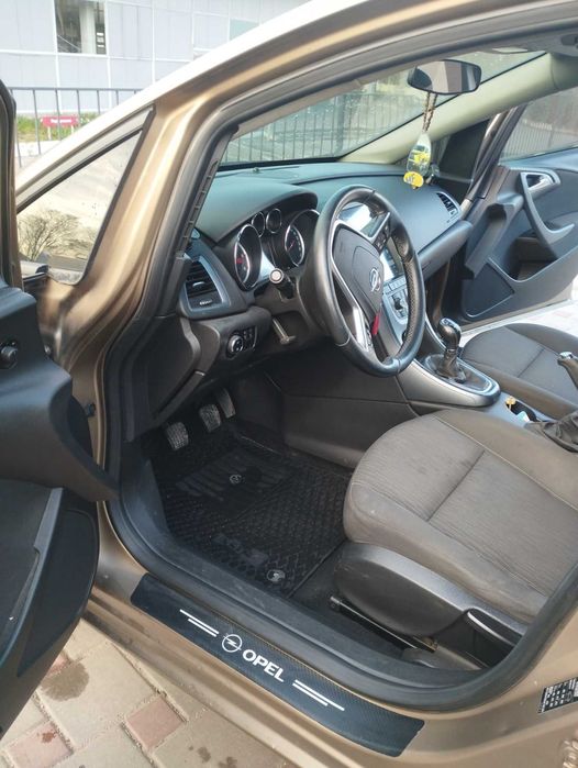 Продам надійне авто Опель Астра