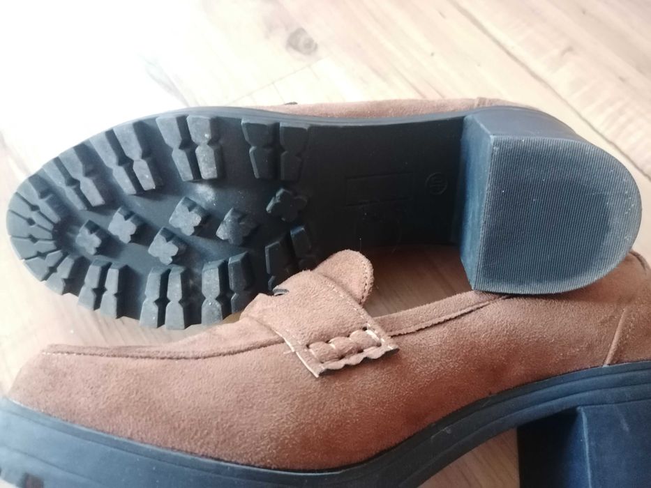 Buty w rozmarze 40