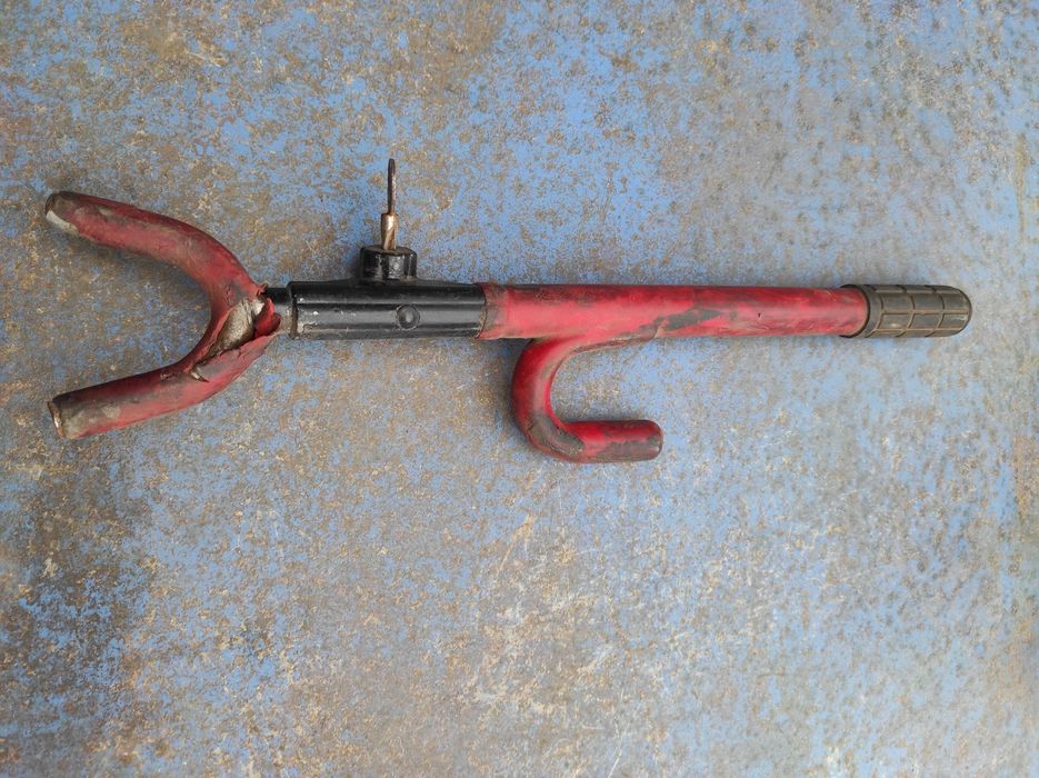 Блокиратор рулевого колеса