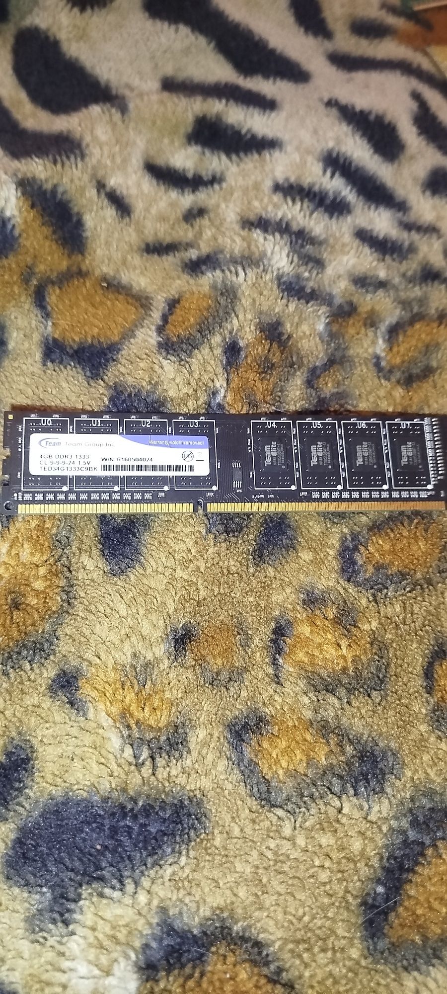 Оперативная пам'ять 4GB DDR3 1333 mhz Team