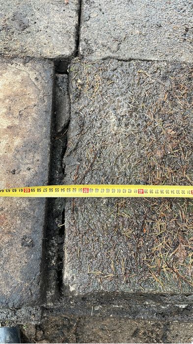 Płytki chodnikowe z demontażu