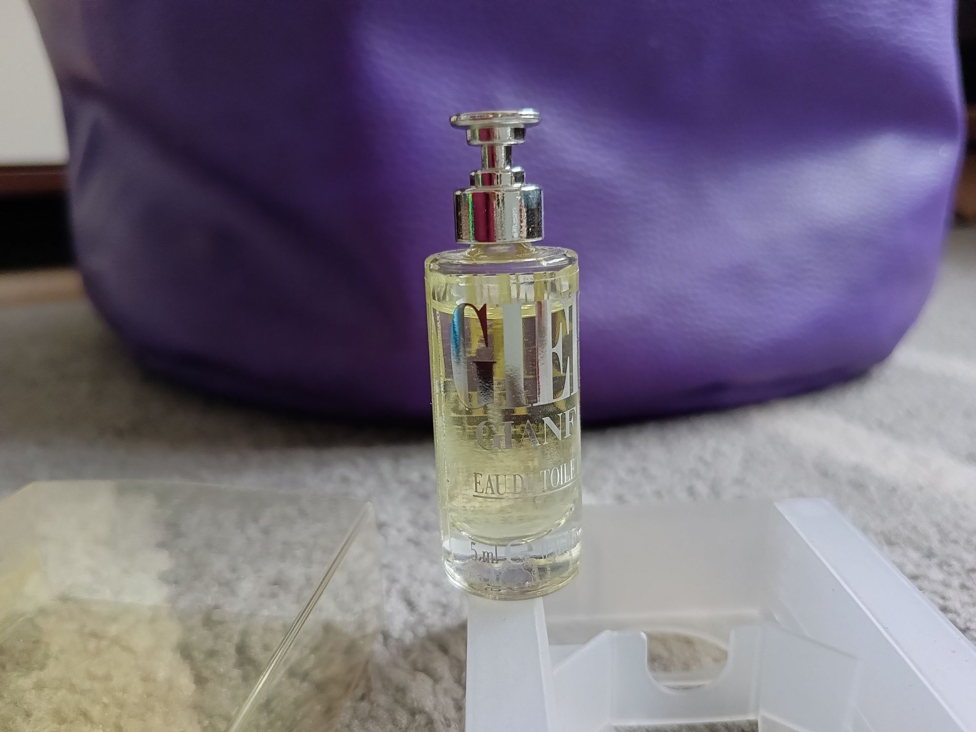 Gianfranco Ferre Gieffeffe  5 ml eau de toilette
