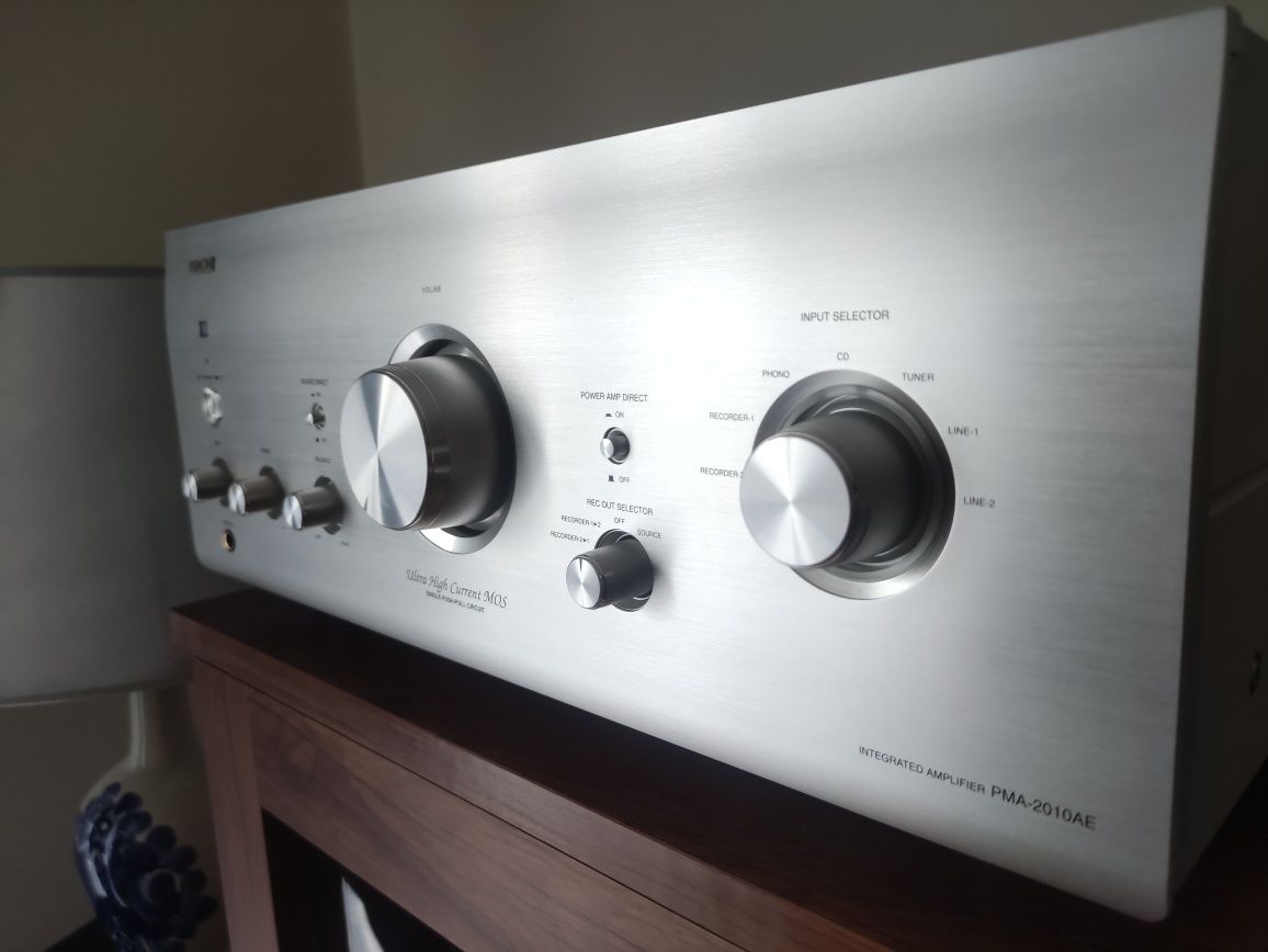 Sprzedam wzmacniacz Denon PMA-2010ae