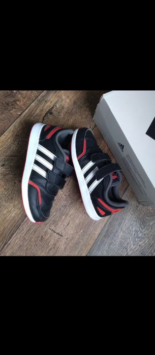 Czarne buty adidas chłopięce 30