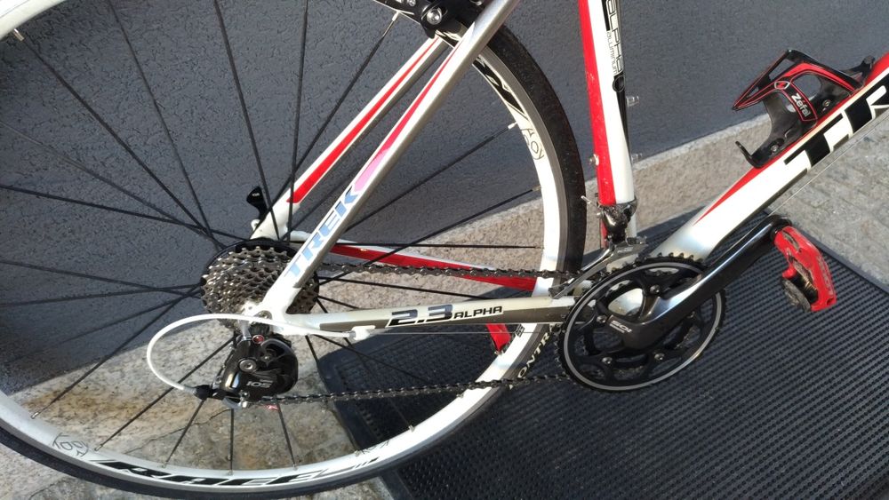 Bicicleta estrada Trek como nova