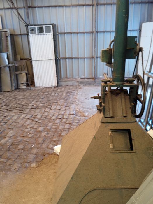 Obrigado tupijadeira de lixar rolhas nos topos de cortiça