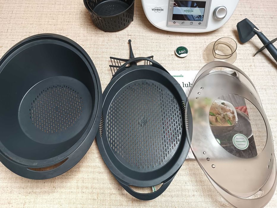 VORWERK Thermomix TM5 + nośnik ABC