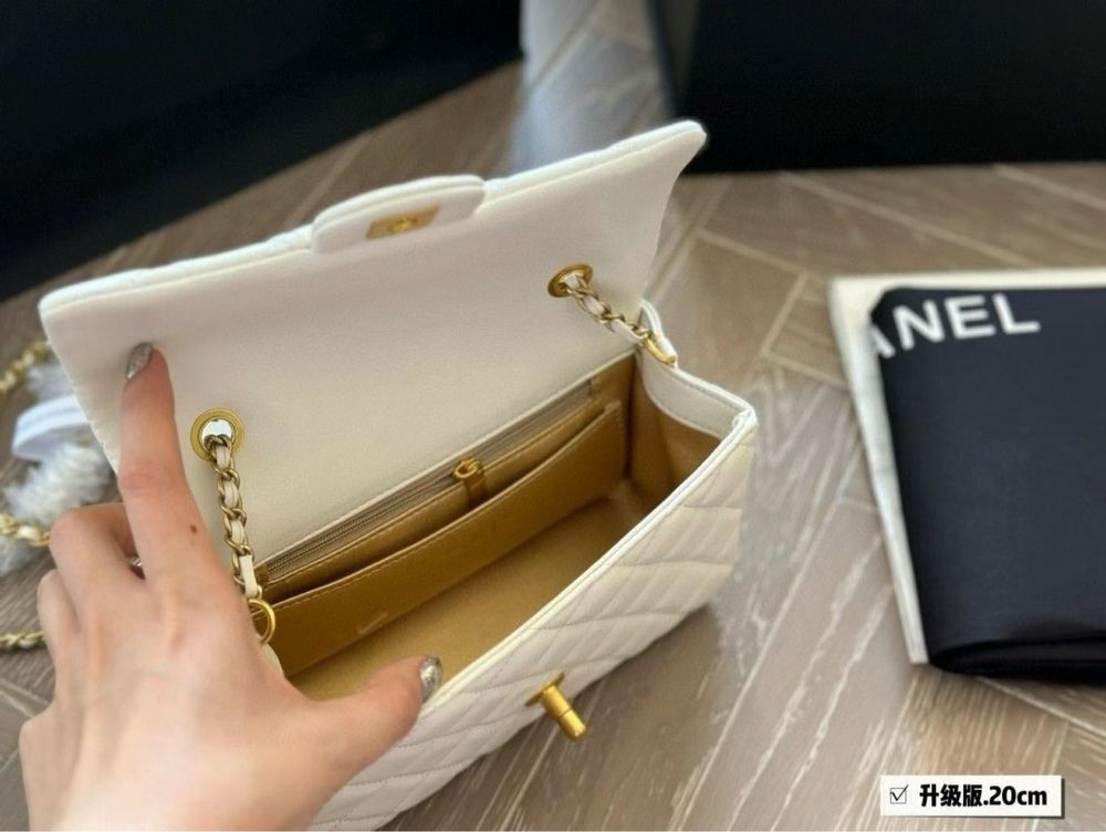 Сумка Chanel з регулятором ланцюжка