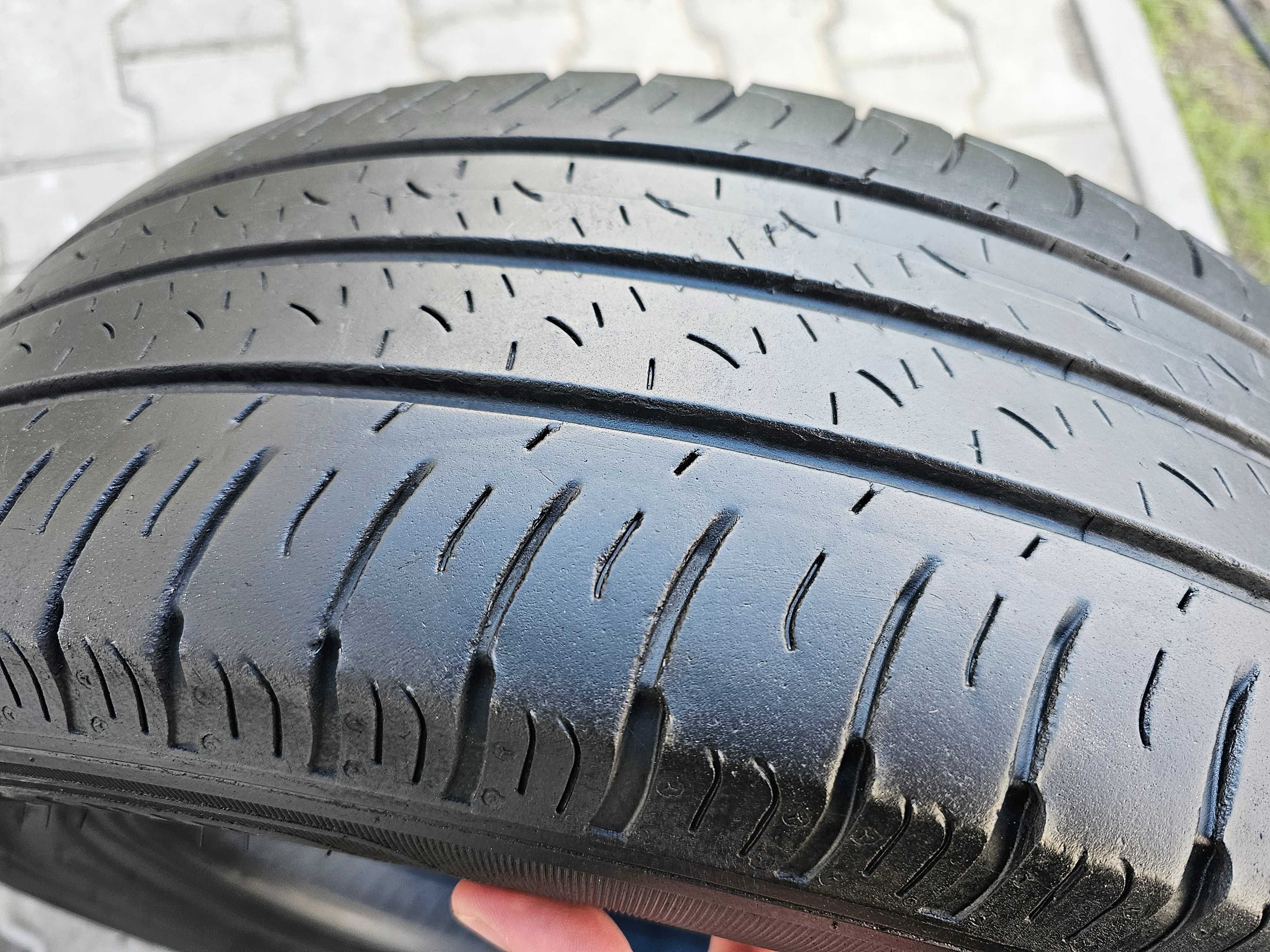 Lato Goodyear 205/65 R16C